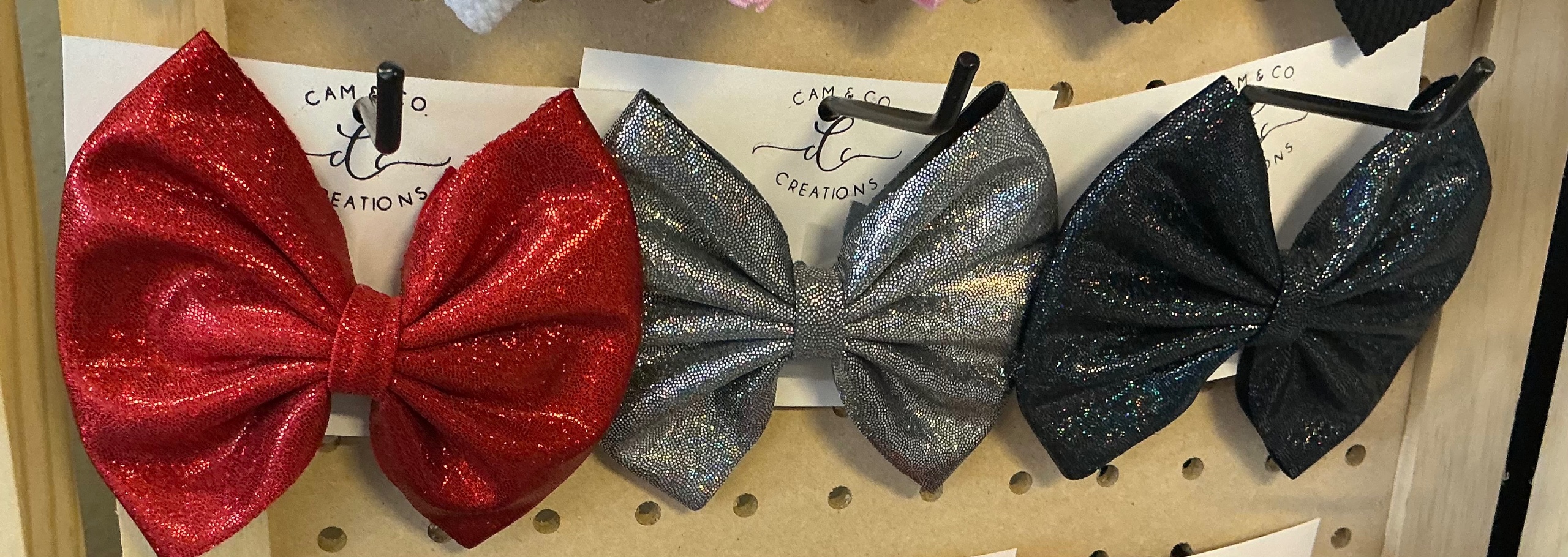Holographic 5 inch Bow