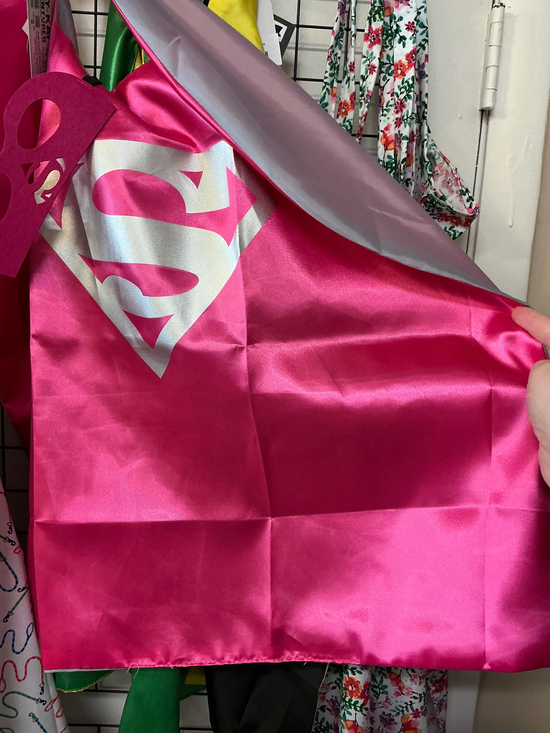 Super Girl Cape/Mask Pink