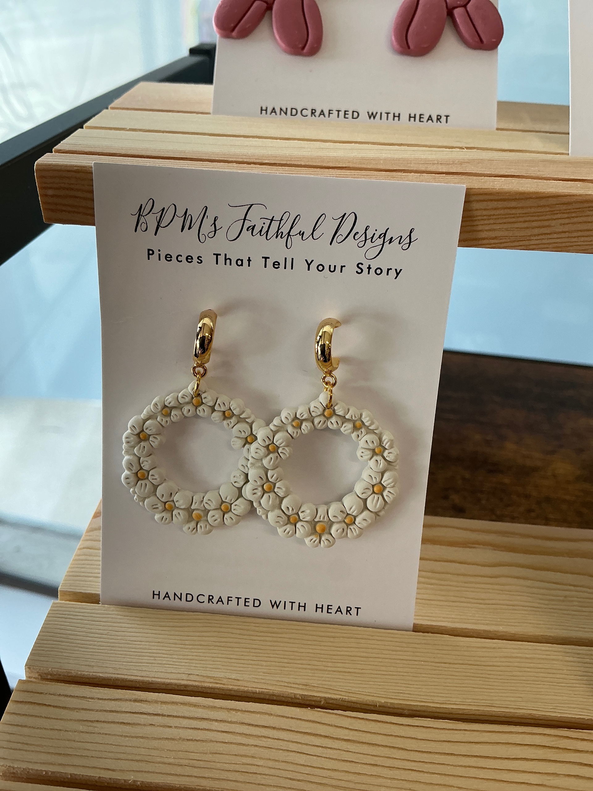 Sweet Daisy Garden Hoops