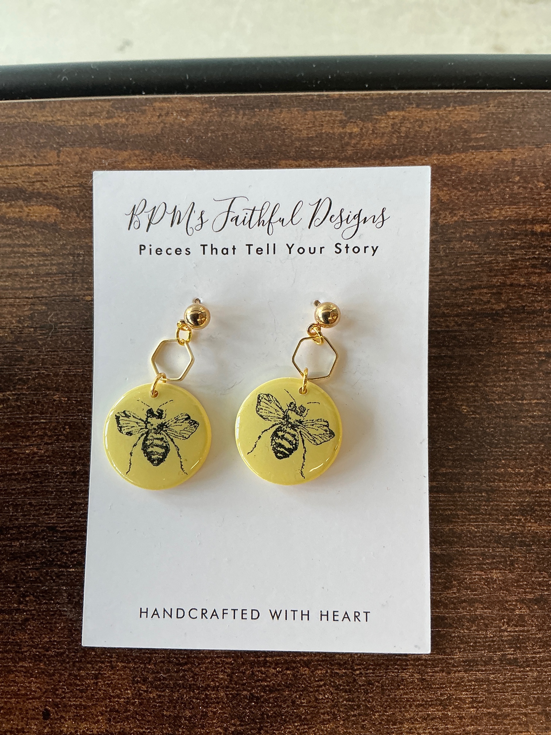 Vintage Honeybee Hexagon